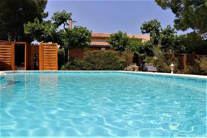 Domaine Des Gendalis Proche Avignon Hotel Saint-Saturnin-les-Avignon 0*,  France